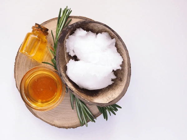 Coconut and honey hair mask